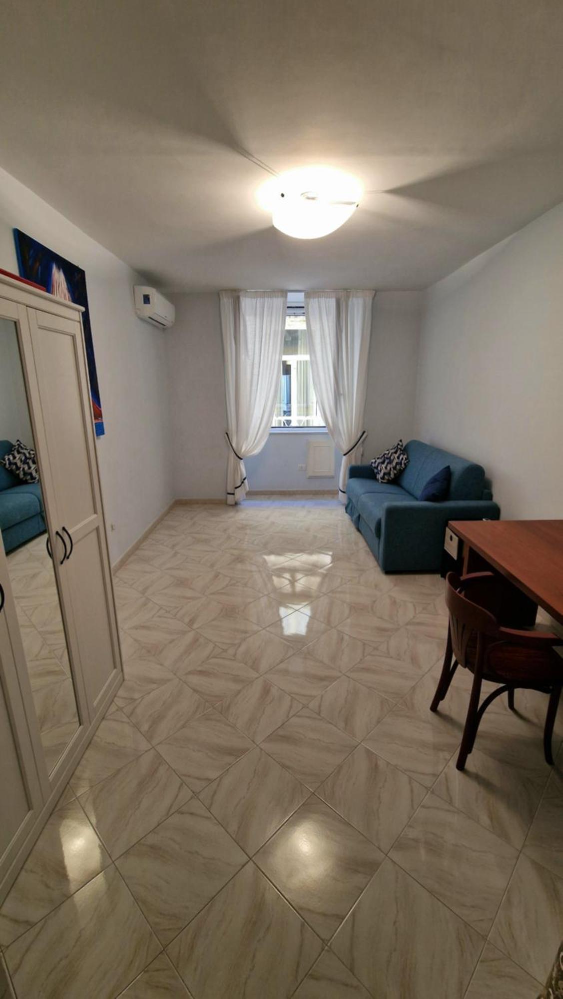 Casa Di Gabri Apartment เนเปิลส์ ภายนอก รูปภาพ