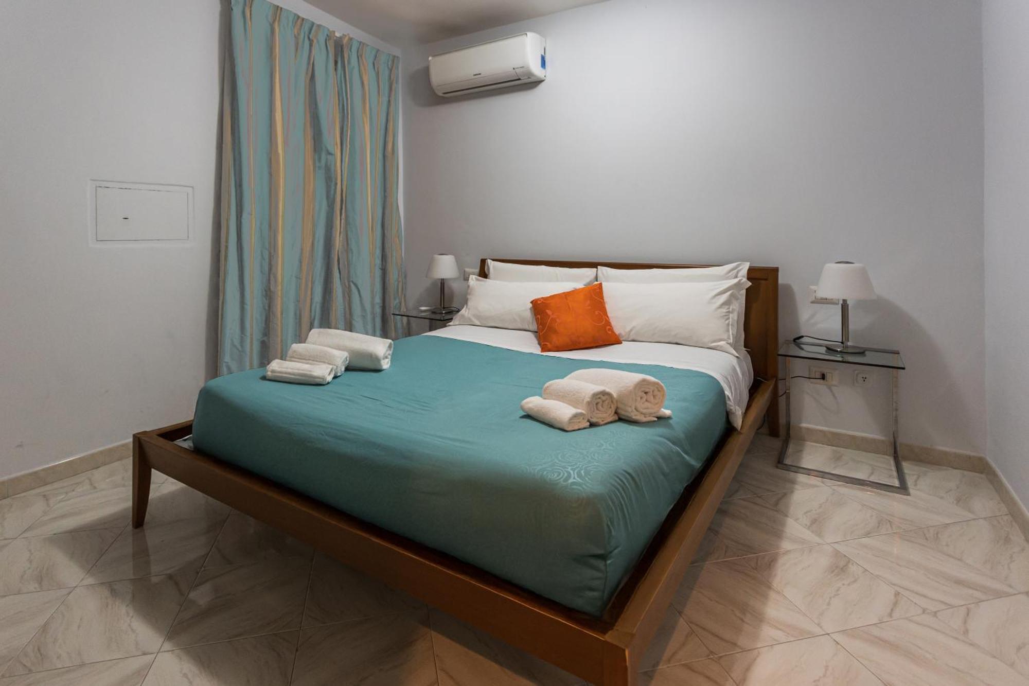 Casa Di Gabri Apartment เนเปิลส์ ภายนอก รูปภาพ